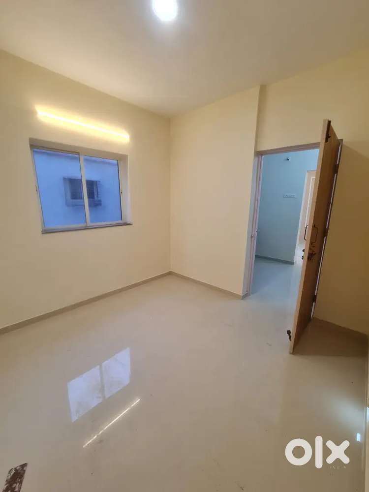 Nawazish Chock 1 BHK FLAT READY TO MOVE IN