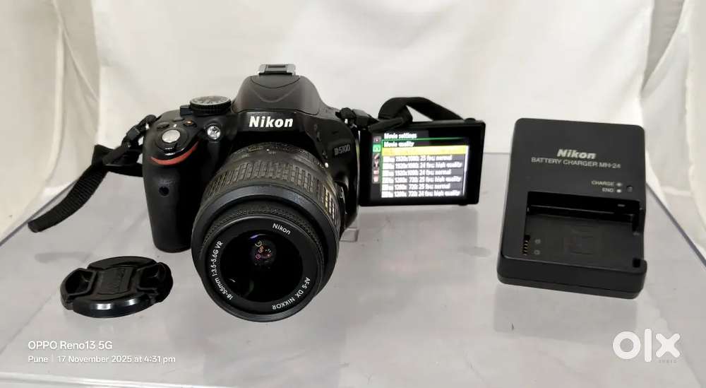 Nikon D5100 dslr camera with kit lens