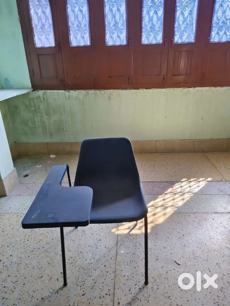 tution chair