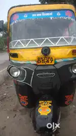 Bajaj maxima bs4