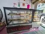 Bakery display counter