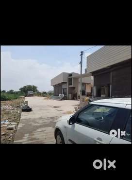 25×60 plot on 40 feet road 90%Lonable