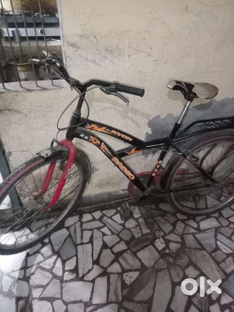 Avon cycle good condition Three years old