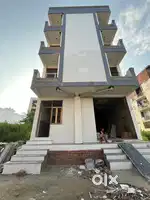 2bhk with car parking park facing flat ho skta mtr 11000 ki booking pr