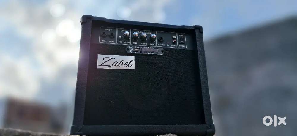 Electrical guitar with amplifier ( ELECTRICAL GUITAR SET)