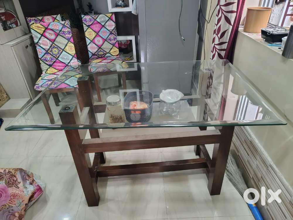 Wooden dinning table