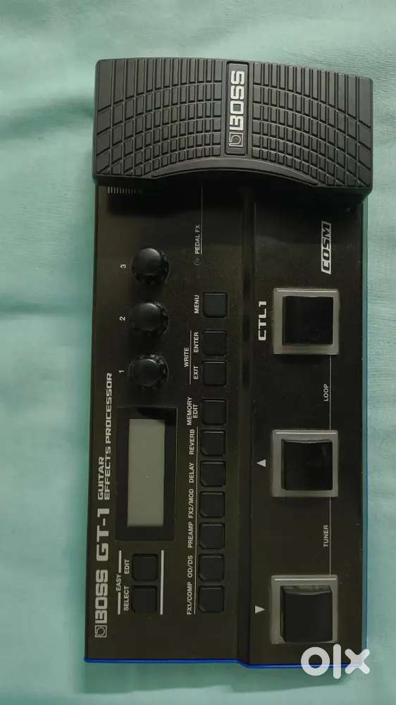 Boss gt1 guitar processor
