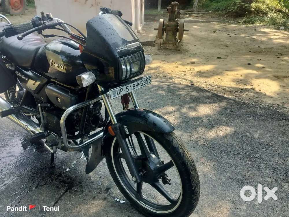 Hero Splendor Plus Xtec with BS VI Engine