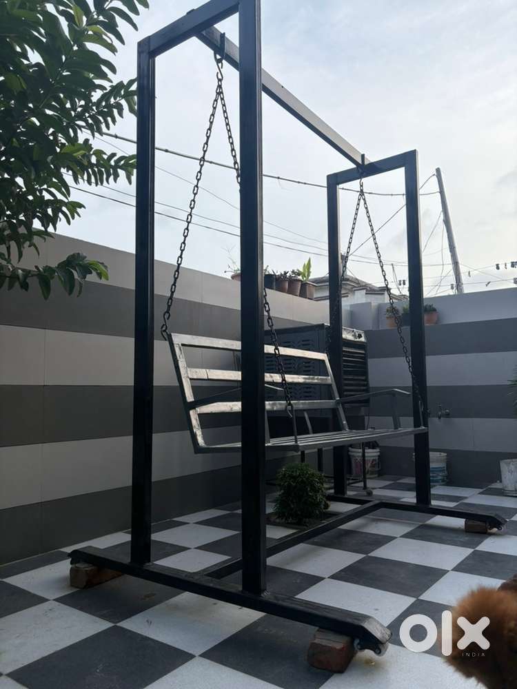 Garden swing
