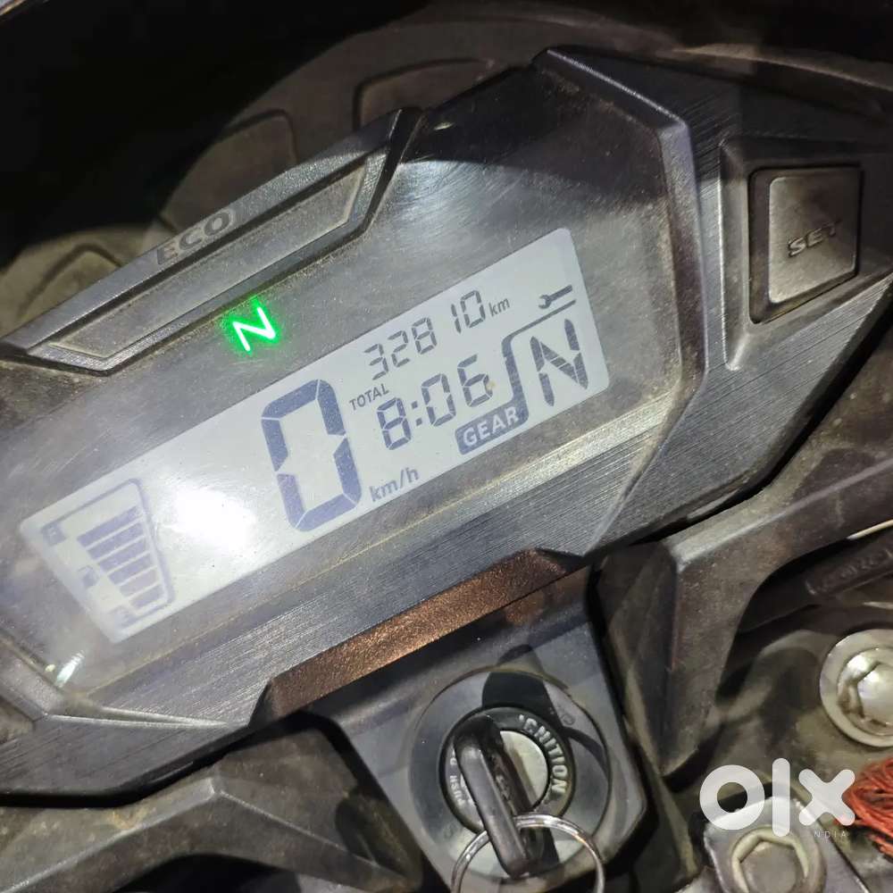 BS 6 model. Mint condition. Still smooth acceleration. Papers ok.