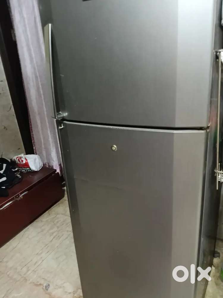LG REFRIGERATOR