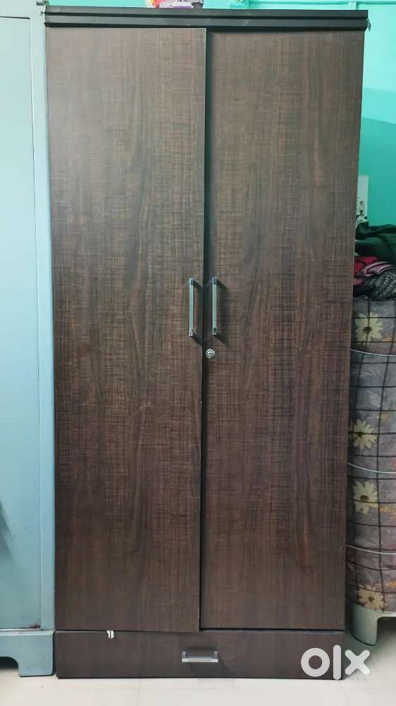6 ft. Double door wardrobe