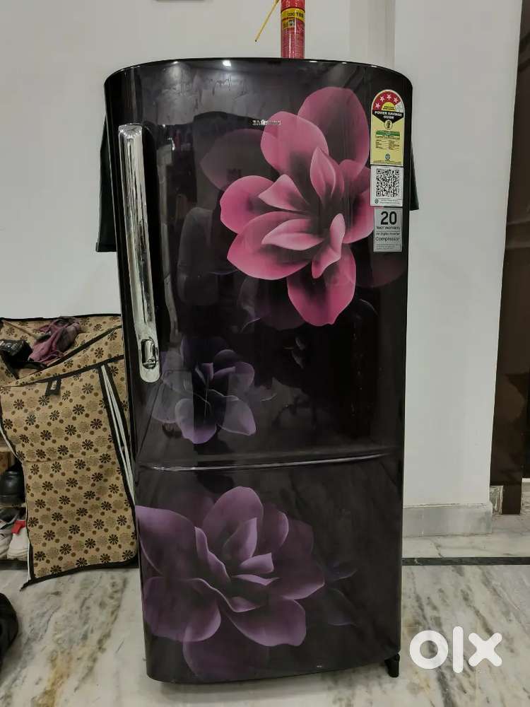 SAMSUNG Stylish Grande 183 Litres