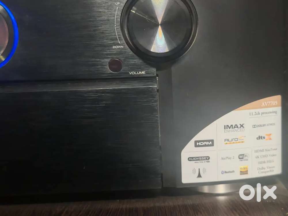 Marantz AV 7055 pre / processor