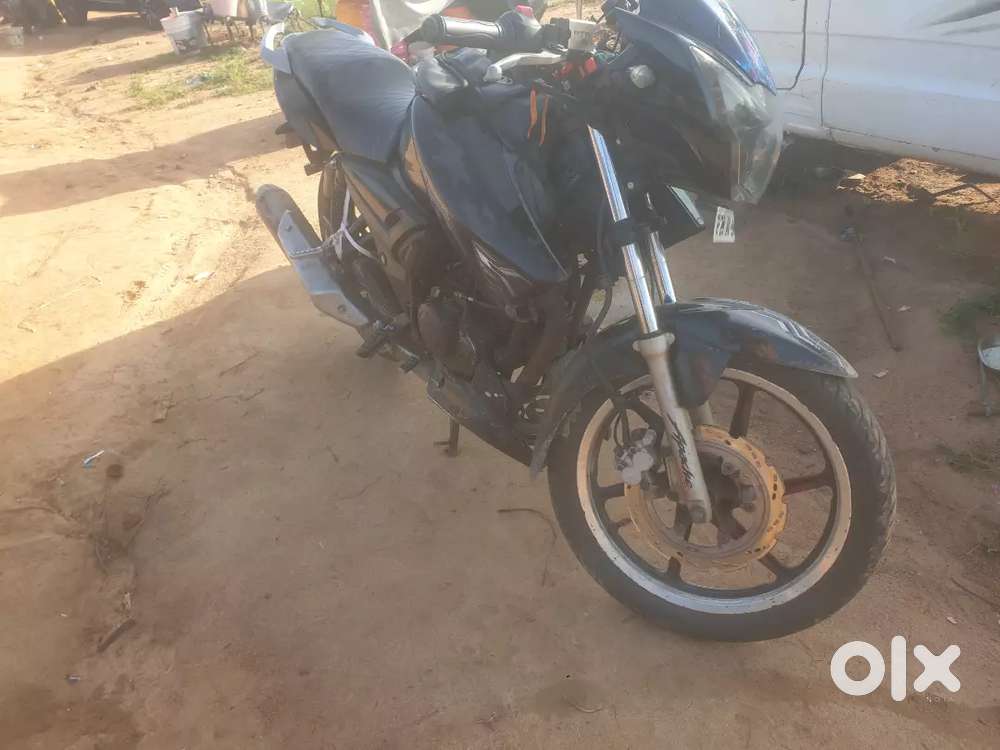 Bike full condition  gadi lena hai to reply karo good condition bike