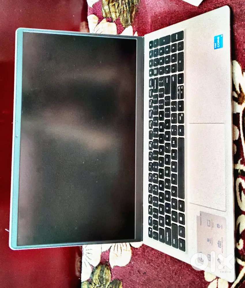 Dell Inspiron 15 (11th gen), Steam+Dry Iron, Kettle, Dry Iron, Blender