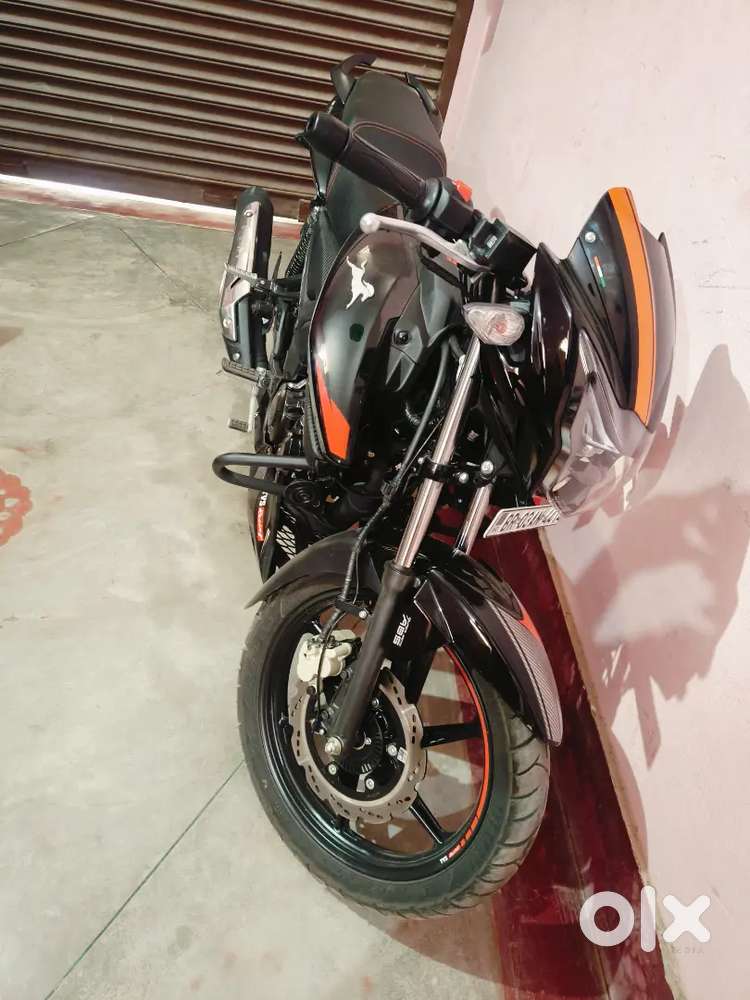 TVS Apache RTR 160 Double Disc Brake