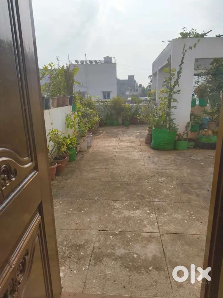 1Rk for rent in prime location. Not for male bachelors