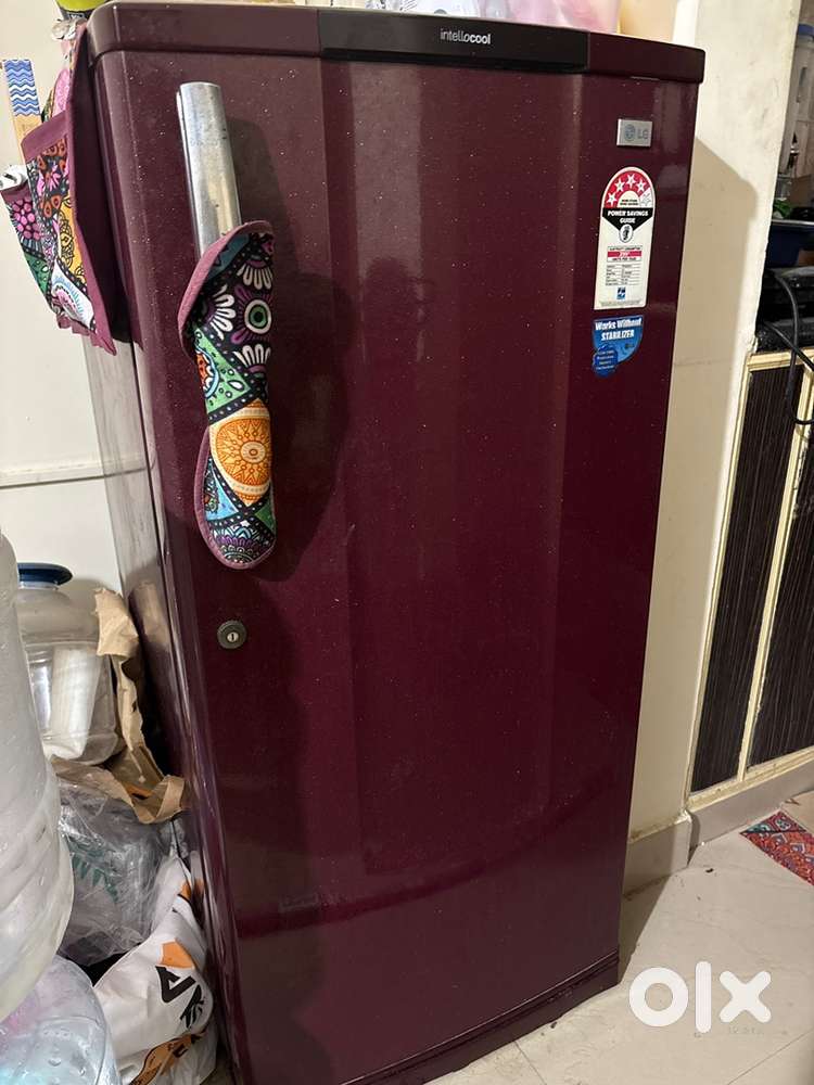 Single door fridge