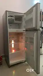 Samsung refrigerator 236 liter