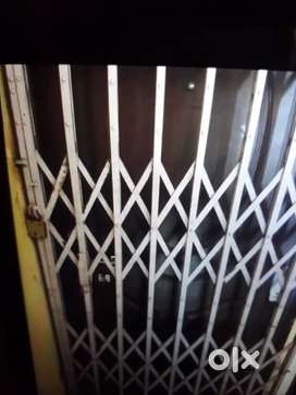2BHK  beautiful  full marbel Flat near  Rakshit More  Boral  ,Garia