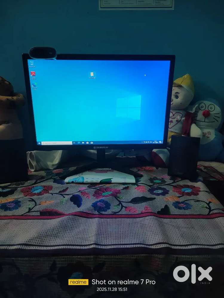 Desktop i 7 processor and 16 gb ram and 1 tb harddisk and 128 gb ssd