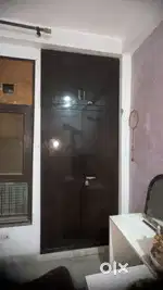Urgent 1 female roommate only