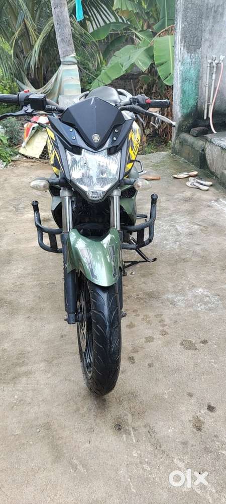 Yamaha fzs v2