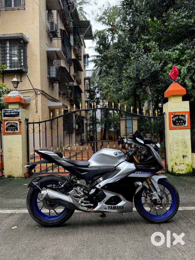 YAMAHA R15 M
