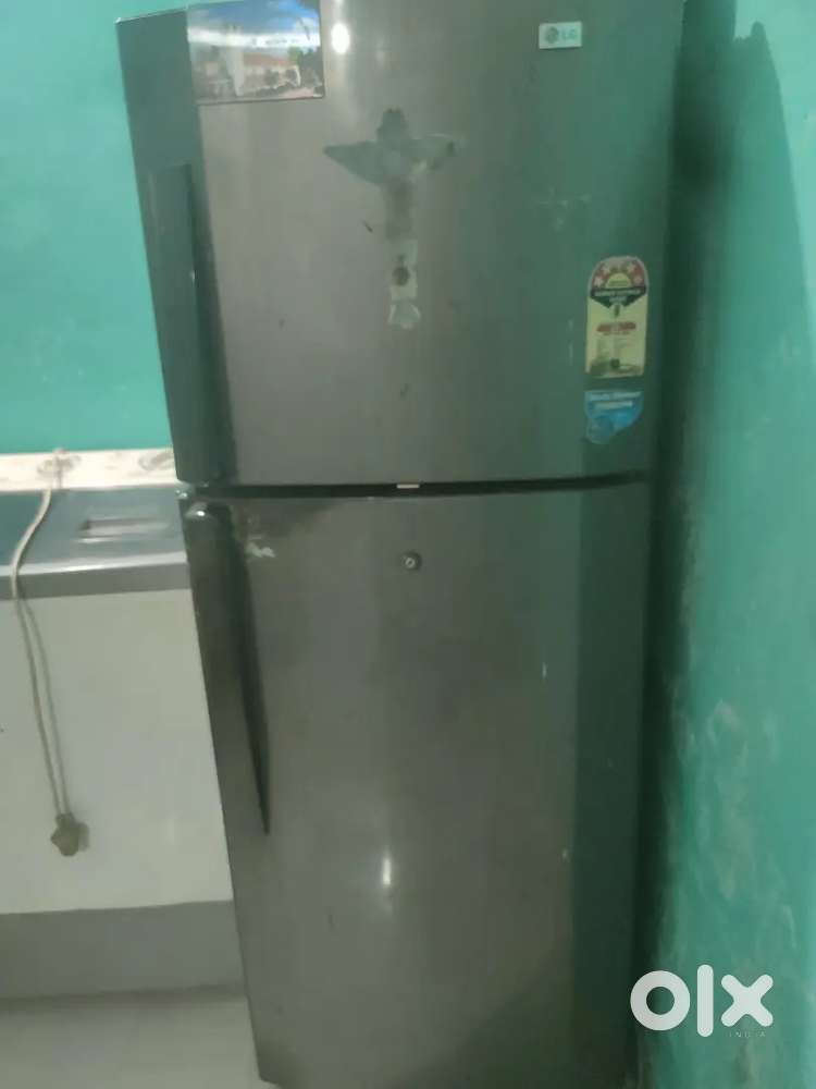 LG fridge good condition