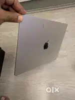 Macbook Air A2681 display non-working as is.