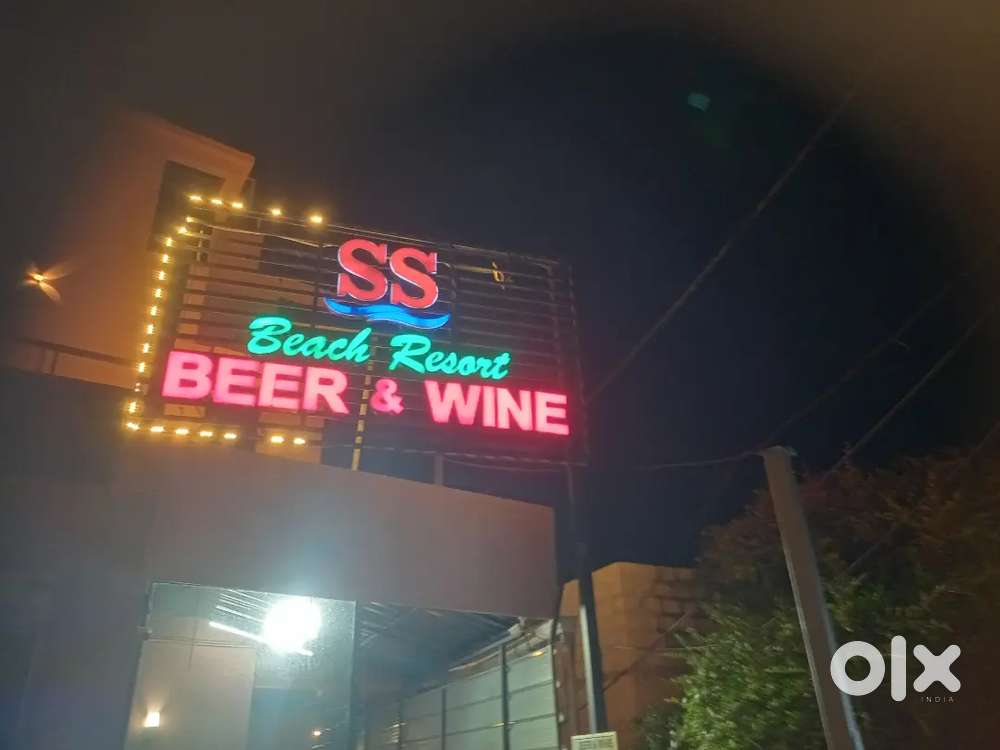 Trainee & experienced receptionist