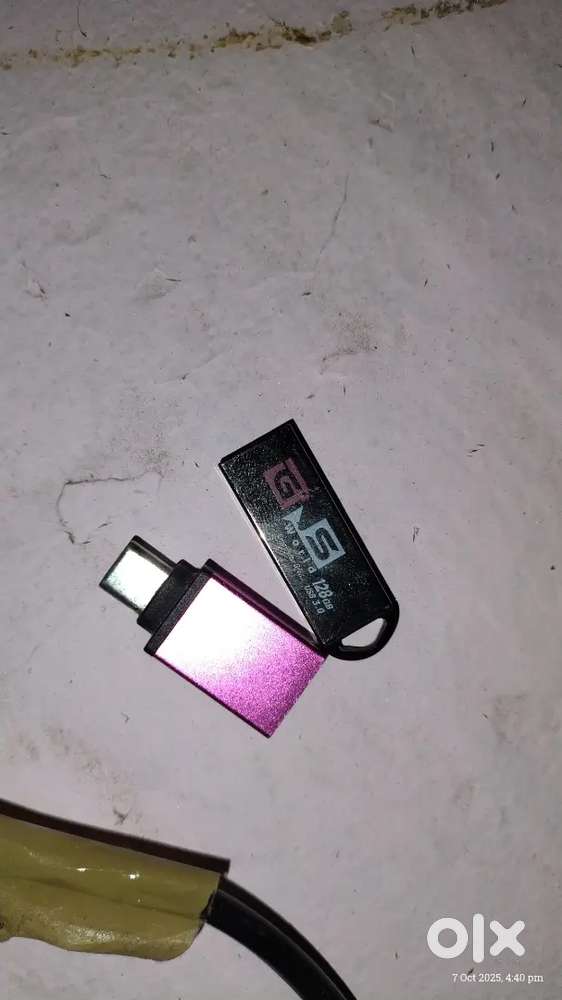 128GB Pendrive - New condition Working properly USB(3.0) Super Fast