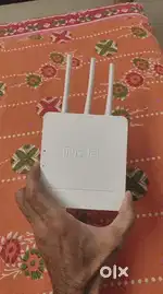 4G Sim Router Triple Antenna For Sale.