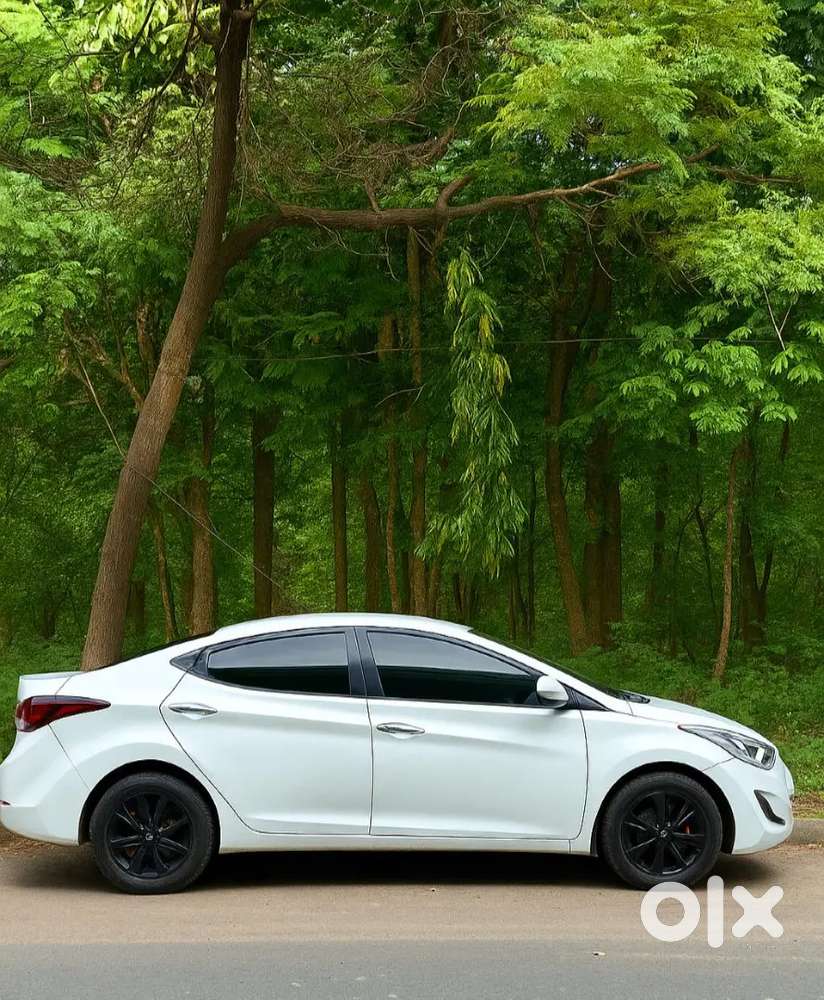 Hyundai New Elantra 2015 Diesel
 92000 Km Driven
Most future loaded