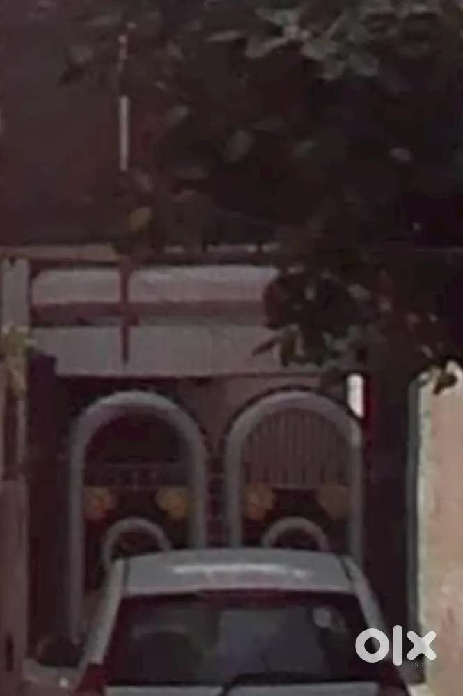 260 gajj house, urgent sale