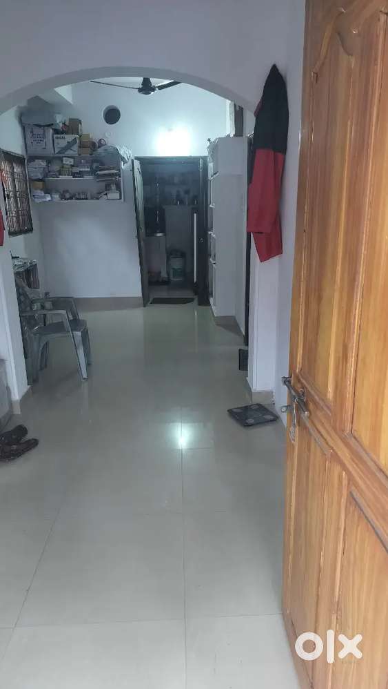 Room sharing for bachelors