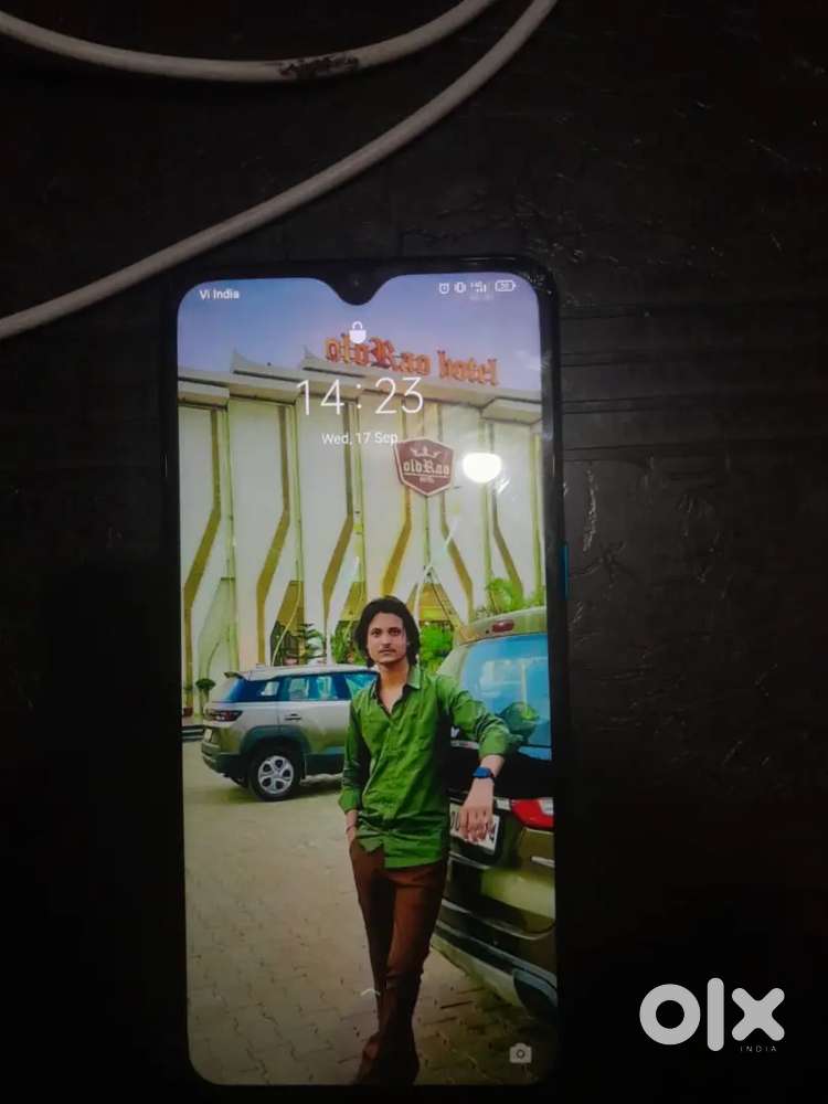 Realme x2 ram 8 gb storage 128 hai