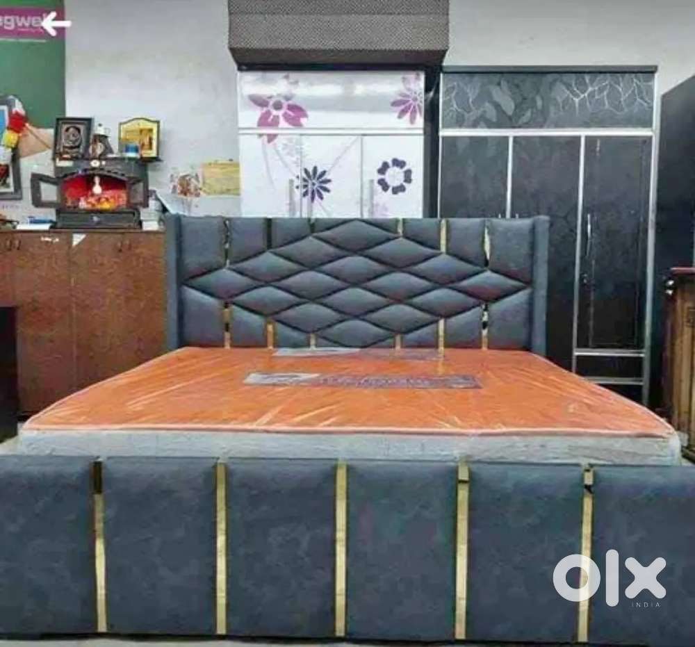 Upto 70% of buy new double bed with box 5990/-