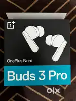 OnePlus earbuds 3 pro