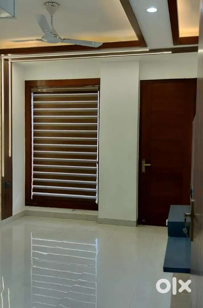 2 BHK flat semi furnished 62 nearby Indirapuram Ghaziabad jgg