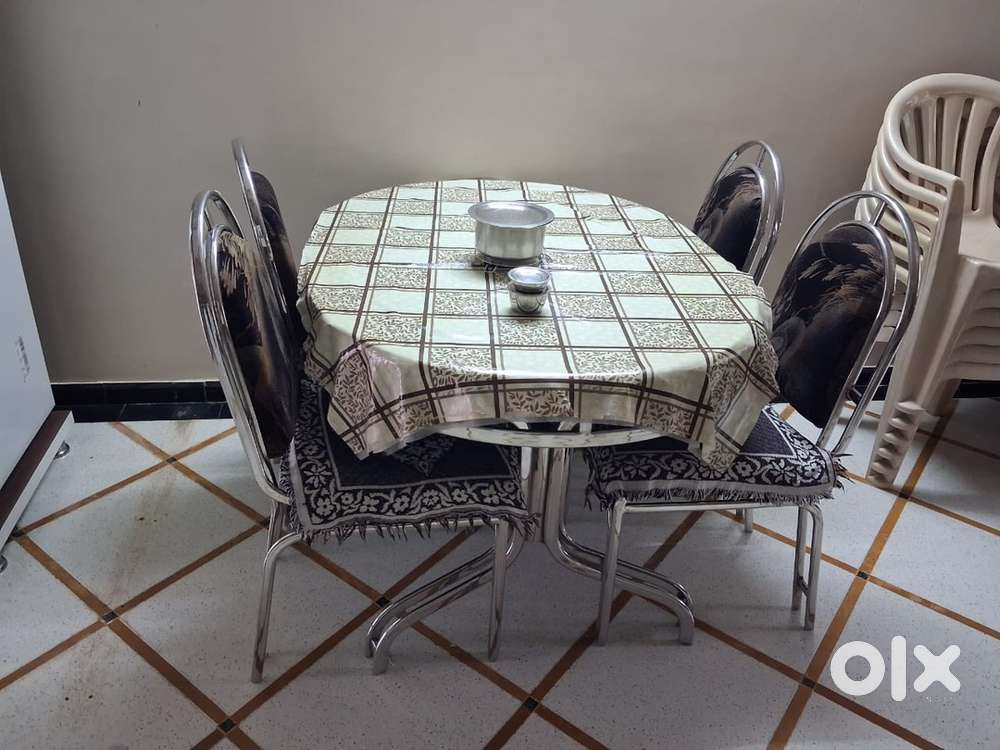 Sofa & dinning table