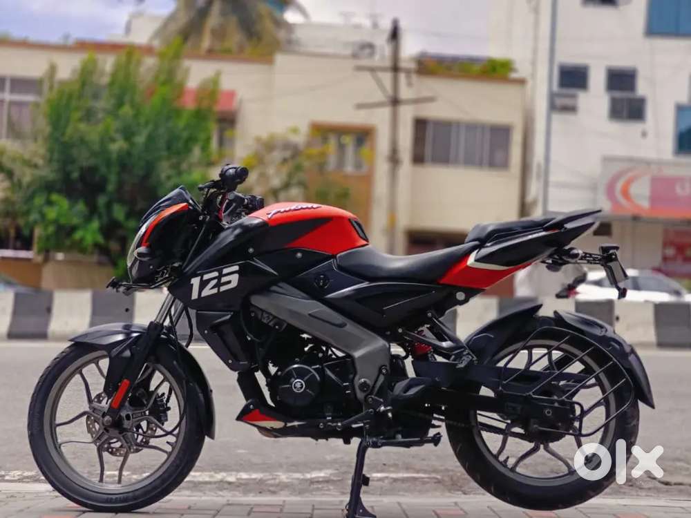 Bajaj Pulsar NS 125