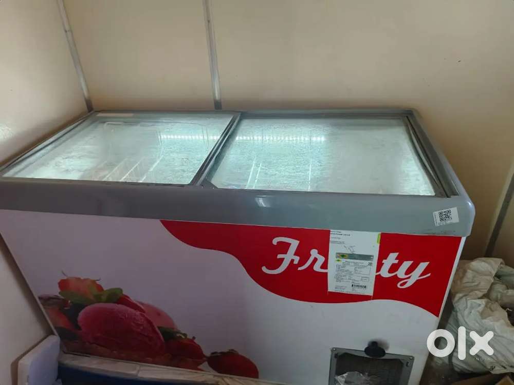Ice cream Refrigerator 450L Fridge 6 months old-28000/-