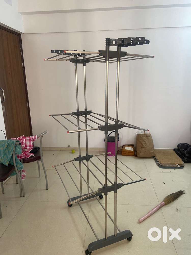 Clothes dry stand