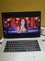 Apple Mac Book Pro A1707 with Touch bar 16 Gb 512 Gb 5.5 Gb graphics