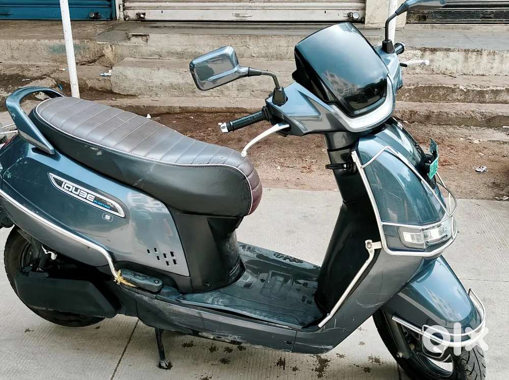 TVS Iqube S