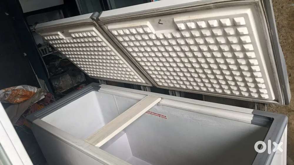VOLTAS 500 L DEEP FREEZER GOOD WORKING