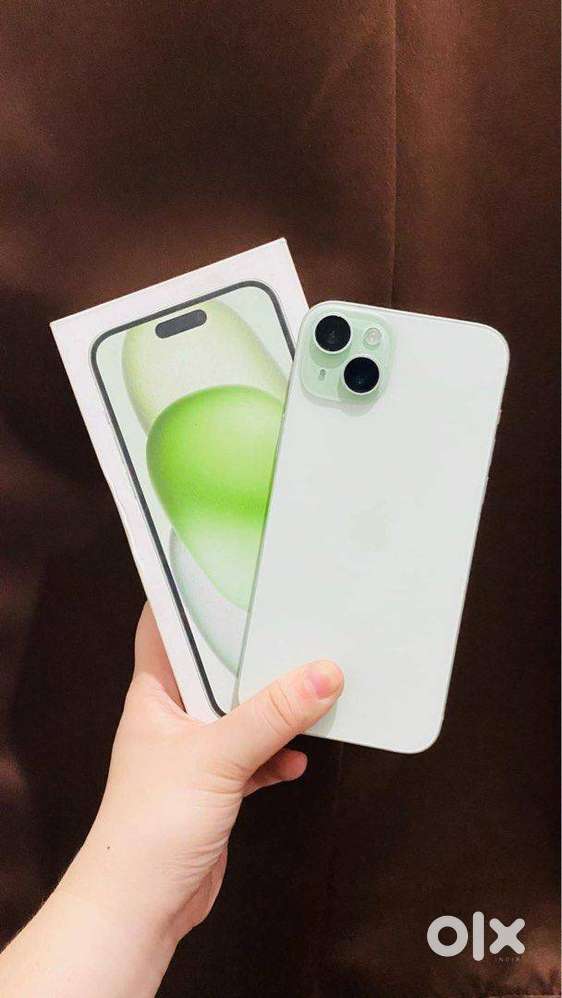 Selling Brand New 15 Good Condition,97% Battery ,Variant 128GB.  Warra