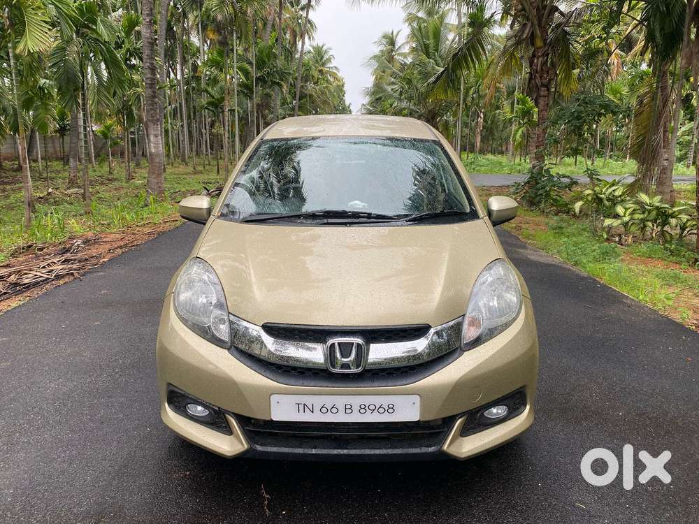 Honda Mobilio 1.5 V i-VTEC, 2015, Petrol